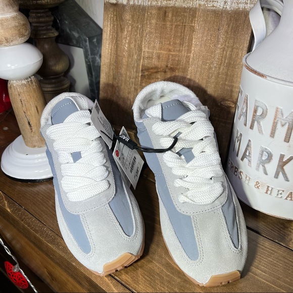 zara soft sneakers